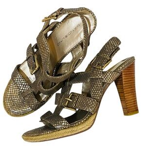 Bandolino Snakeskin Strappy Heels Women’s Size 8M Wooden Block Heel